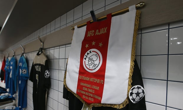 Ajax Amsterdam: 3x Menang di Kandang Lawan, Klimaks atau Antiklimaks?